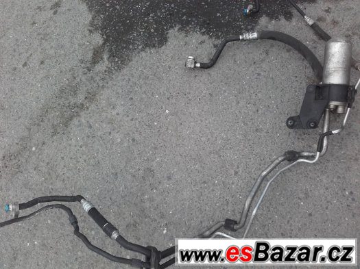 audi a6 4F klima trubky hadice od klimy klimatizace – fotografie 5