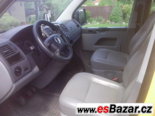 vw T5 2,5 tdi 4x4 Doka 96kw 2005  kuže ,klima 6 kvalt – fotografie 2