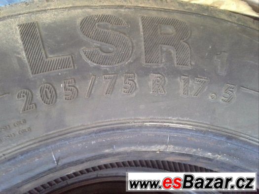 205/75 R17,5 AVIA. DAF IVECO – fotografie 2