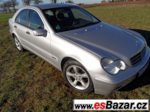 Mercedes-Benz 200 CDI – fotografie 3