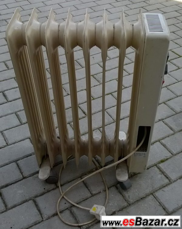 Žebrový elektrický radiátor Solac – fotografie 1