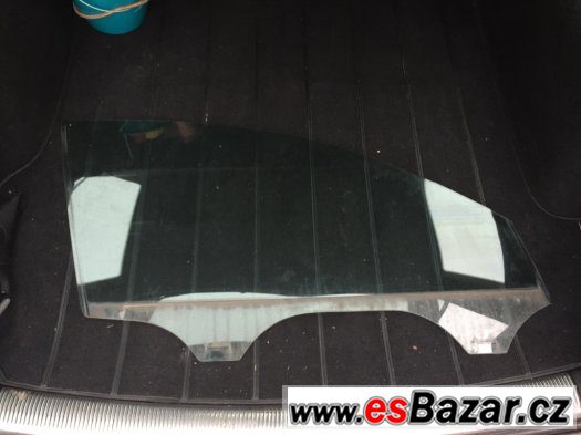 Prodám boční okno Passat B5/5.5 – fotografie 1
