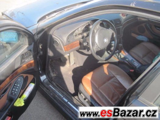Všechny díly z BMW 528i touring E39 – fotografie 5