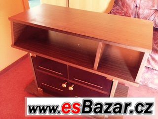 TV stolek otočný – fotografie 4
