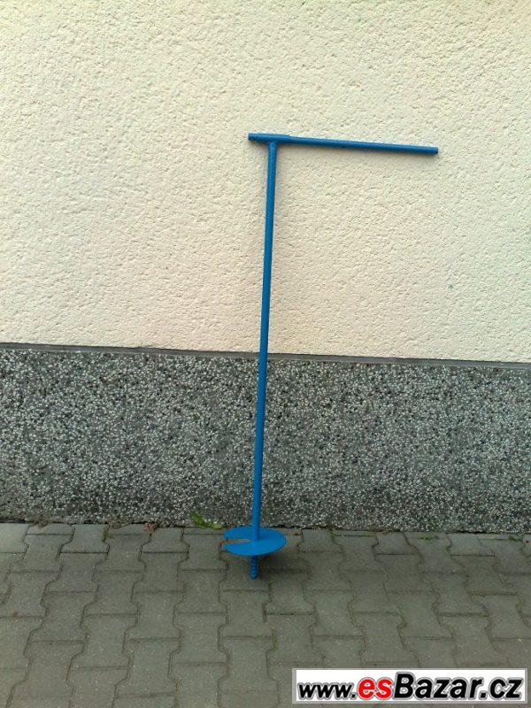 Vrták na plotové sloupky  – fotografie 3