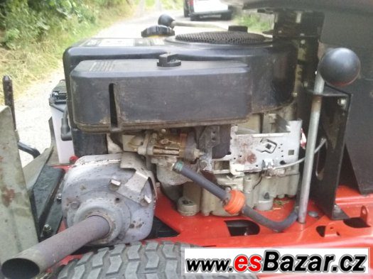 Zahradní trakturek rider 11,5 HP z důvodu neviužití – fotografie 5