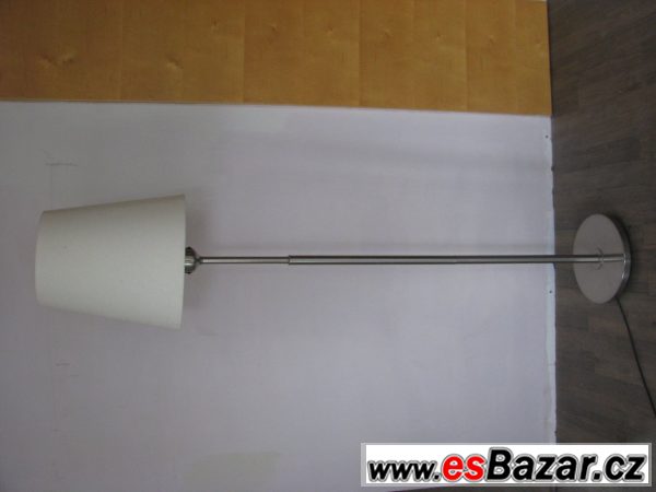 Stojací lampa Ikea – fotografie 1