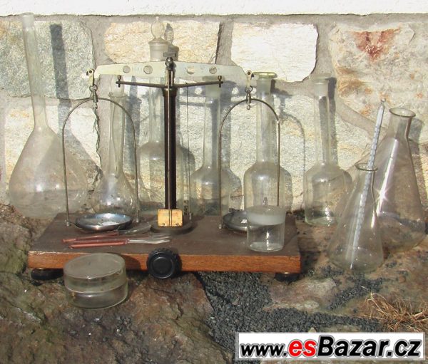 Přesné laboratorní váhy Meopta – fotografie 1