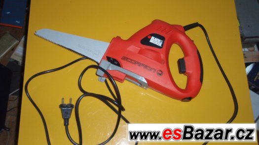 Pila BLACK & DECKER + navíc plátky – fotografie 3