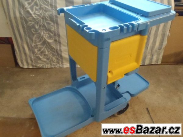 Úklidový vozík Rubbermaid – fotografie 2
