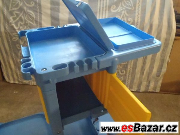 Úklidový vozík Rubbermaid – fotografie 5