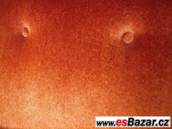 Starožitné sametové křeslo – fotografie 4