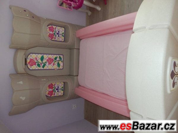 Princeznovská postel s hradbami – fotografie 3