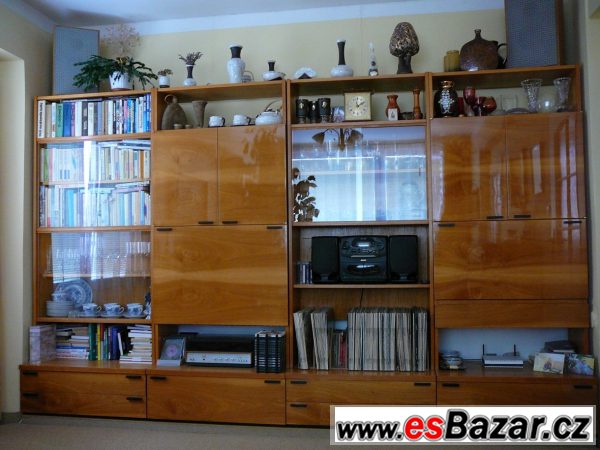 Prodám zachovalou obývací stěnu – fotografie 1