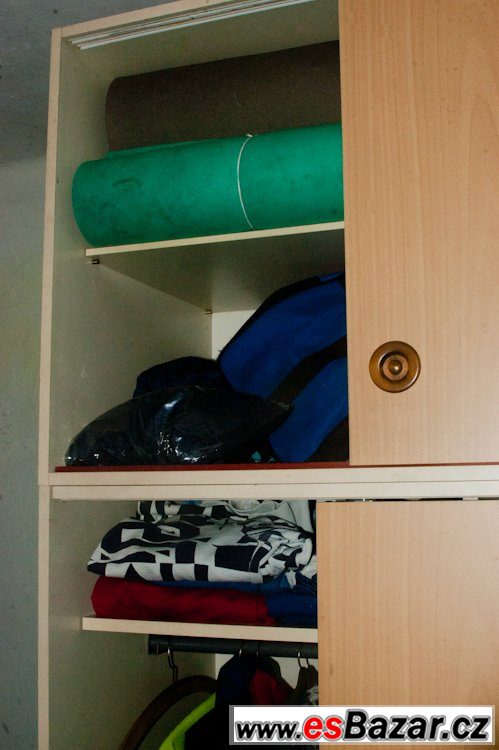 Skříň letitá – fotografie 1
