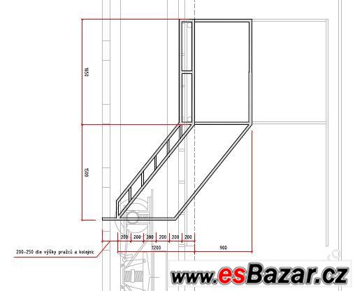 Mobilní železné schodiště – fotografie 2
