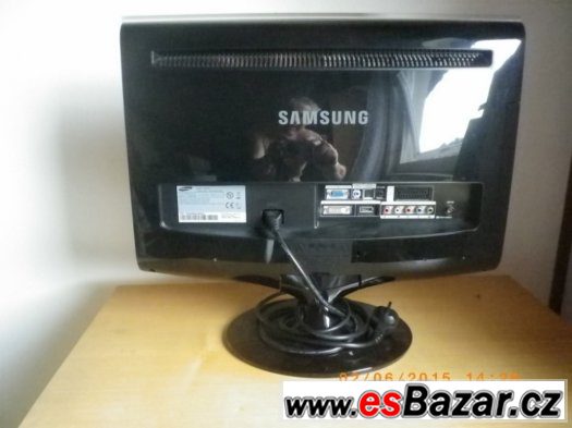 Prodám PC monitor s TV tunerem – fotografie 2