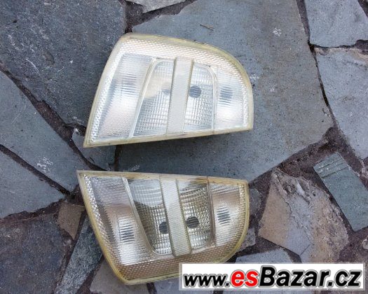 ŠKODA FABIA-ZADNÍ SVĚTLA - bílá – fotografie 1