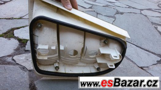 ŠKODA FABIA-ZADNÍ SVĚTLA - bílá – fotografie 2