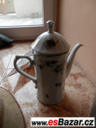 Porcelánová konévka malovaná. značená Bavaria – fotografie 1