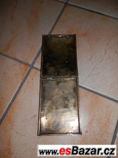 Starožitná mosazná Tabatěrka, krabička na cigarety. – fotografie 4