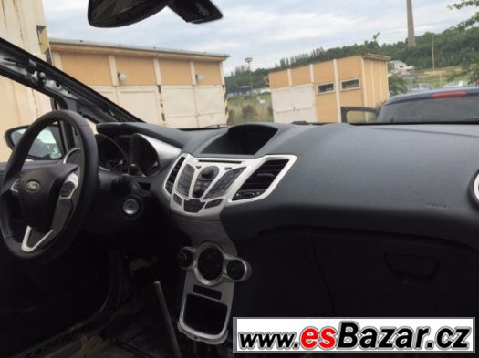 Autorádia FORD Fiesta VI 2008-2014 – fotografie 1