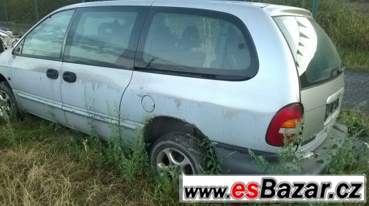 Chrysler Grand Voyager 2,5 TD – fotografie 4