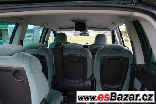 Peugeot 807 3.0 V6, automat – fotografie 2
