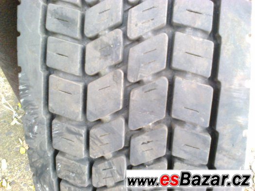 Nákladní pneu 265/70 R19.5 – fotografie 1