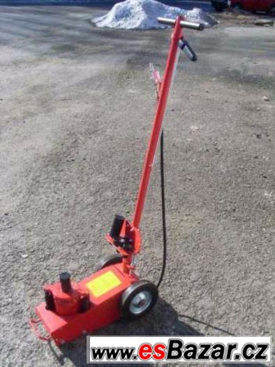 hydraulický pneumatický zvedák – fotografie 1