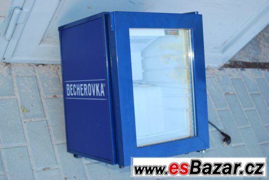 Pípa 6-8 kohoutů, mrazák Becherovka – fotografie 5