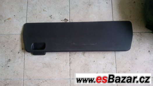 prodám krycí plast do víka kufru na bmw e36 – fotografie 1