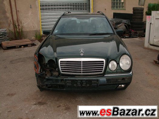 Mercedes E210  combi – fotografie 1