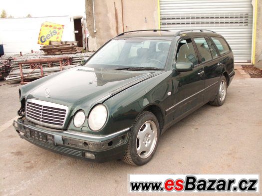 Mercedes E210  combi – fotografie 2