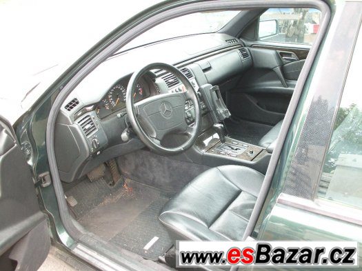 Mercedes E210  combi – fotografie 5