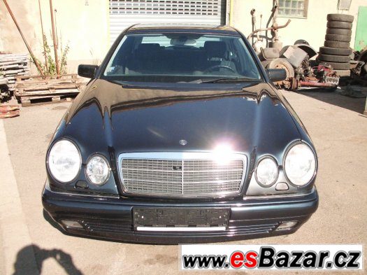 Mercedes E210 4matic – fotografie 1