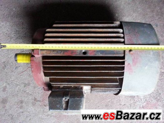 Dvouotáčkový elektromotor AP132M-42 – fotografie 3