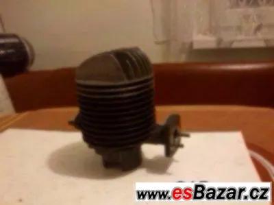 Prodám válec a hlavu ke stabilnímu motoru Domažlice BD-1550