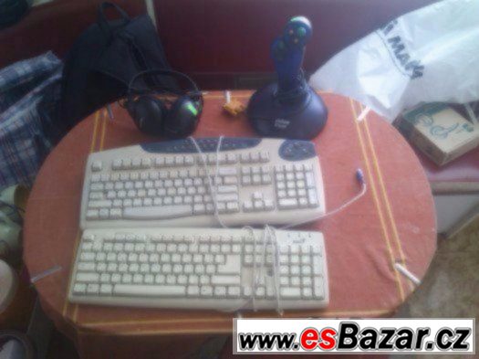 Prodám klávesnice,joystick,sluchátka k PC – fotografie 1