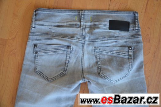 Tally Weijl Jeans vel. 38 – fotografie 3