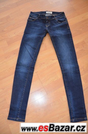 Timeout Jeans 27/34 – fotografie 1