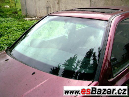 náhradní díly z vozu Volkswagen Golf III. – fotografie 1