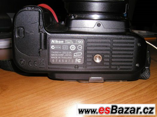 Nikon D90,tělo,2.baterie+přísluš. – fotografie 2