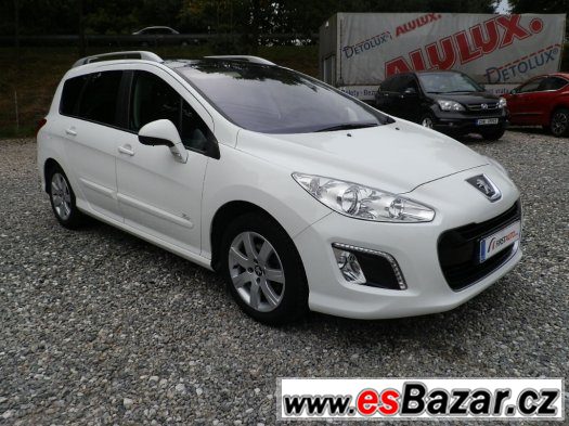 PEUGEOT 308 SW 1.6 HDI ČR, 1 MAJ. PANORÁMA 68 TIS.KM, – fotografie 4