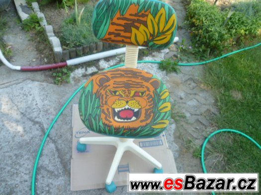 Dětská židle SPĚCHÁ – fotografie 1