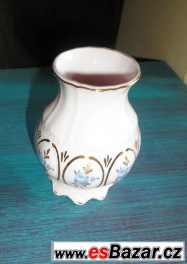 RUŽOVÁ PORCELÁNOVÁ VÁZIČKA – fotografie 4
