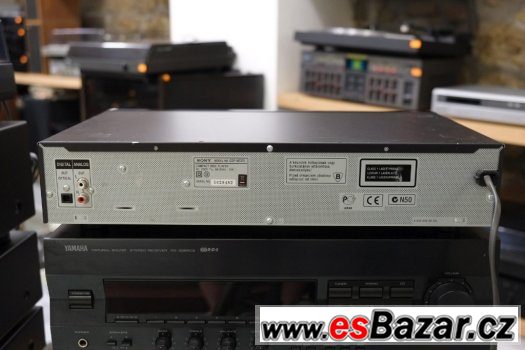CD Player SONY CDP-XE370 / Jako nový / Dálkové Ovládání – fotografie 2