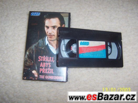VHS film: Střílej,abys přežil – fotografie 2