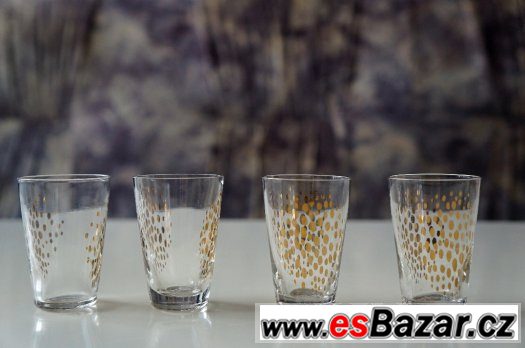 4 skleničky se zlatým dekorem – fotografie 1