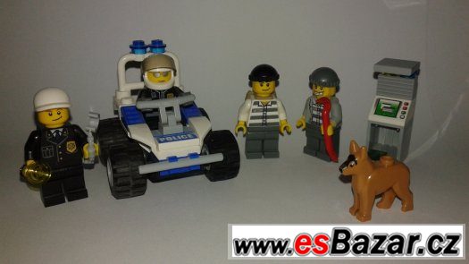 LEGO 7279-1: Police Minifigure Collection. – fotografie 1